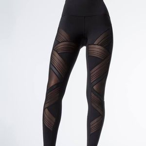 ALO Yoga leggings